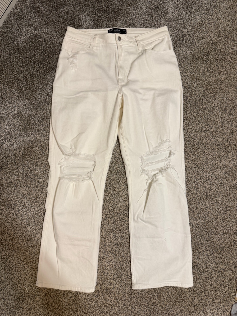 Hollister White High-Rise Mom Jeans